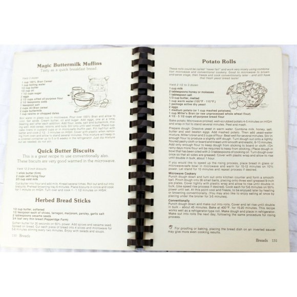 VTG 1982 Simply Scrumptious Microwaving Cookbook By Robinson Stancil  & Wilkins - Picture 7 of 11